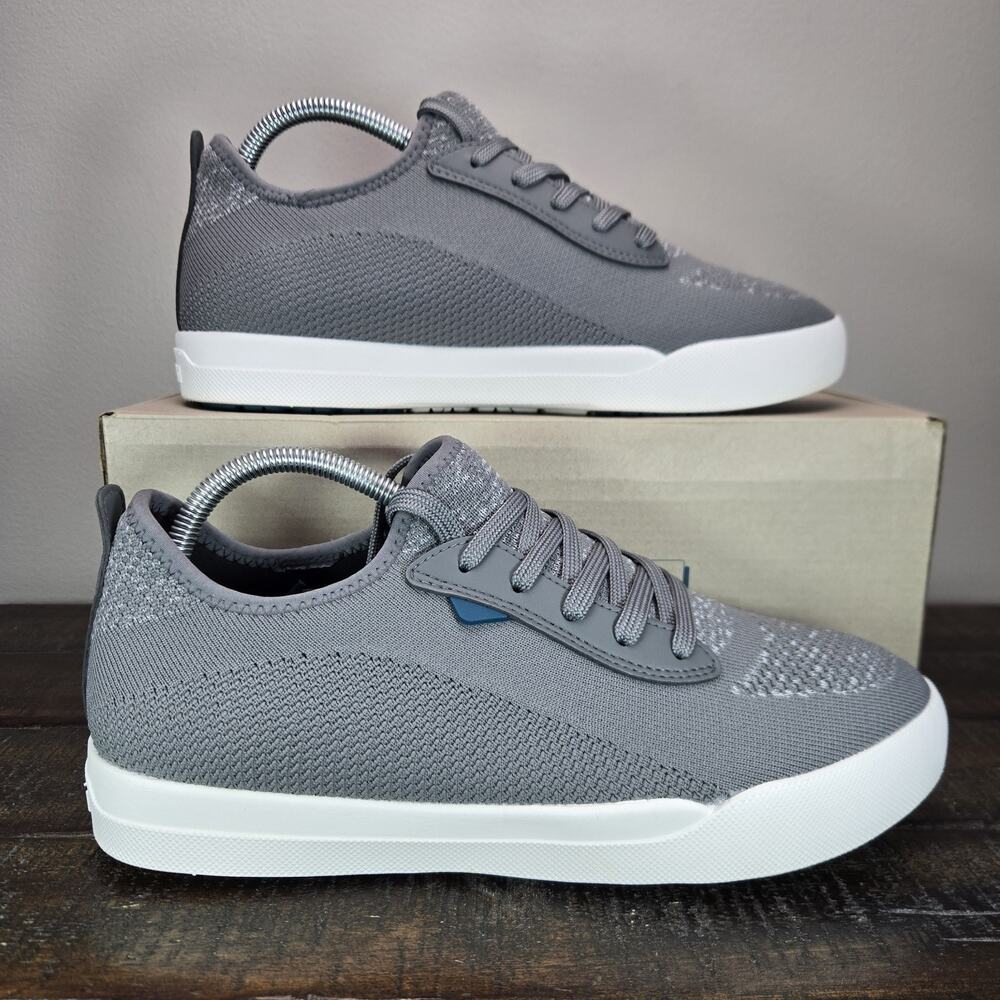 Vessi Weekend 1.5 Sneaker Mens Size 9 Waterproof Shoes Concrete Gray White